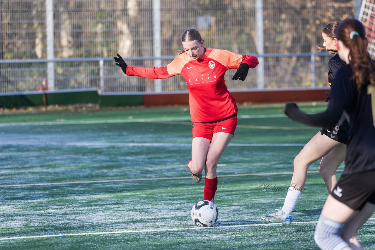 Bild 51 - wBJ VfL Pinneberg2 - Eimsbuttler TV 3 : Ergebnis: 5:0